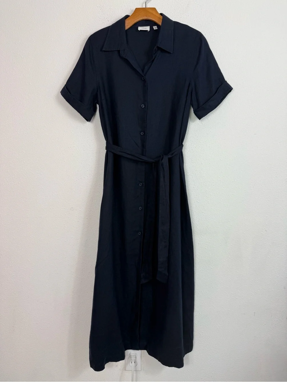 aritzia navy blue dress Aritzia Wilfred Davina Runched Dress Navy Indigo